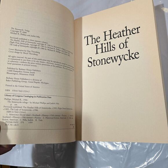 The Stonewycke Trilogy: The Heather Hills of Stonewycke, Judith Pella & Michael - Picture 8 of 8